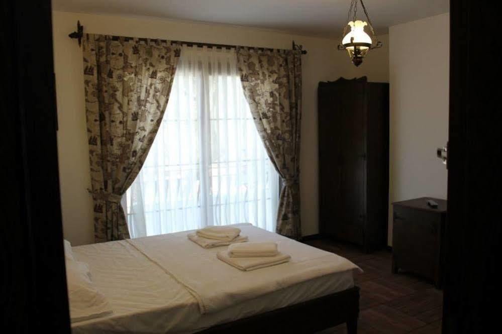 Kaptan Motel Siğacık Exterior foto